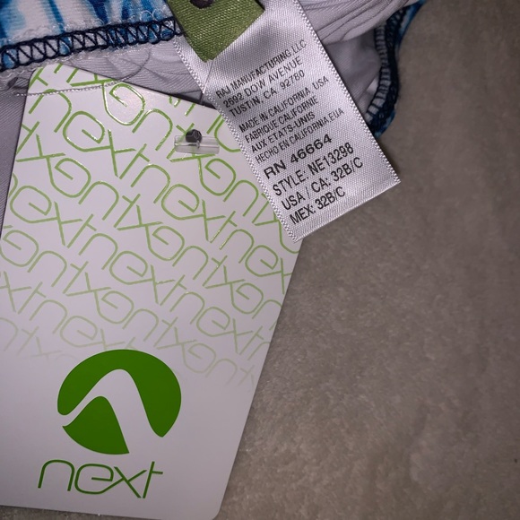 next Women's Double Up Swimsuit Tankini Top 32 B/C - Picture 6 of 8